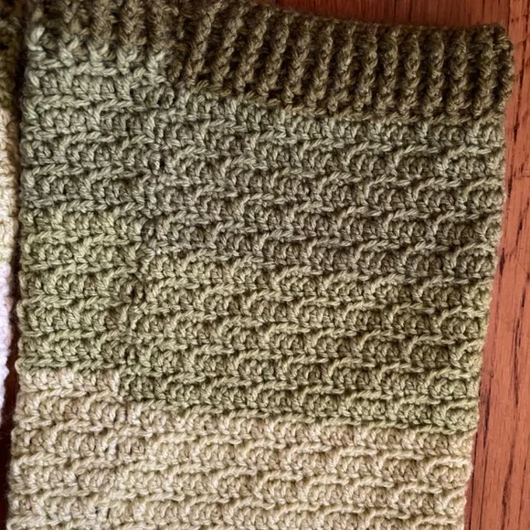 Hand knit leg warmers - Picture 2 of 3